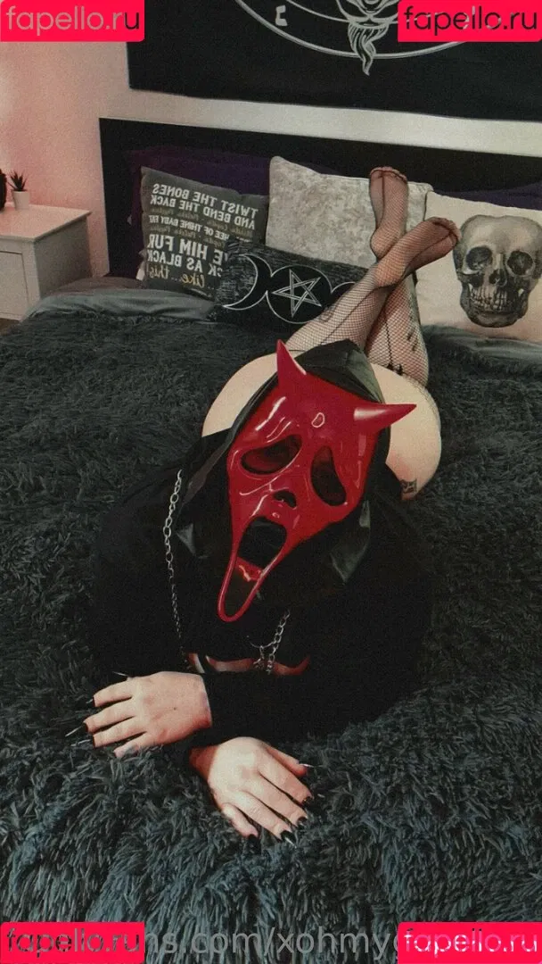 xohmygothfree Onlyfans Photo Gallery 