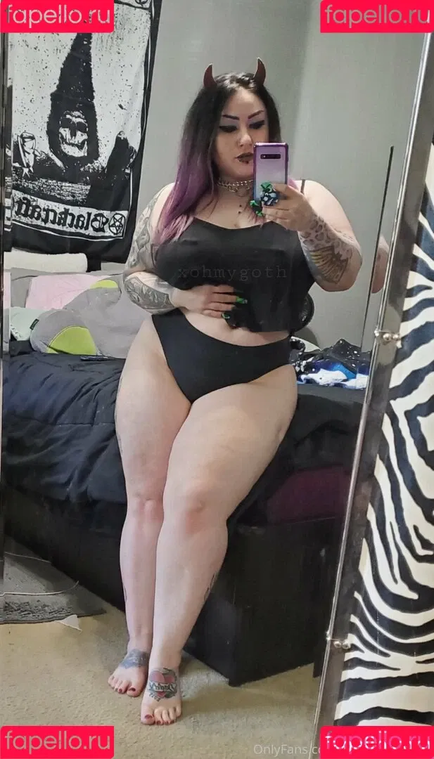 xohmygothfree Onlyfans Photo Gallery 