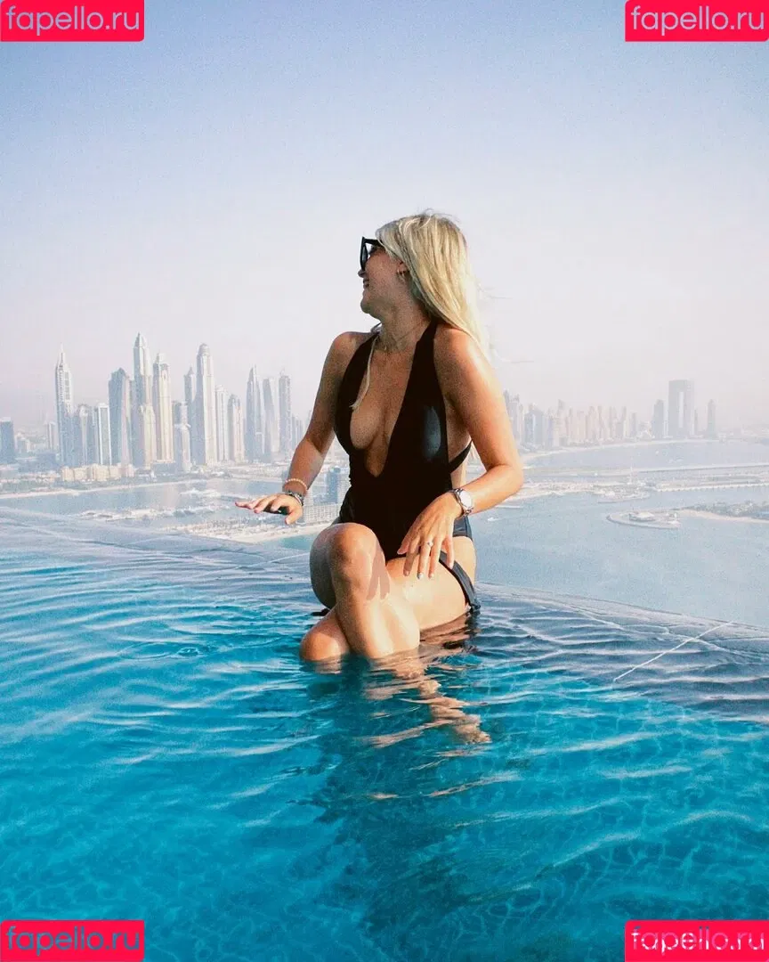 Lucy Fallon Onlyfans Photo Gallery 