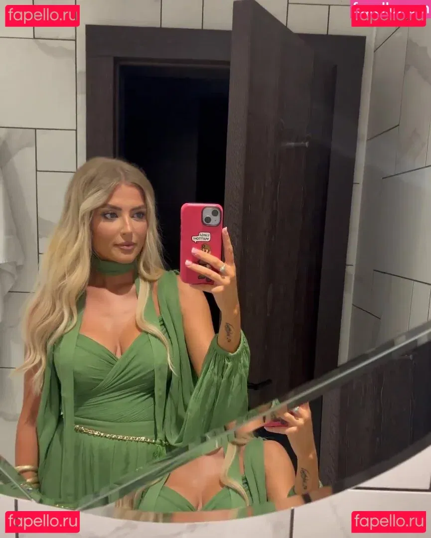 Lucy Fallon Onlyfans Photo Gallery 