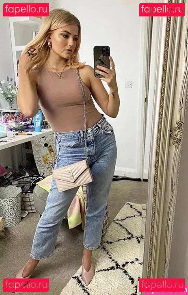 Lucy Fallon Onlyfans Photo Gallery 