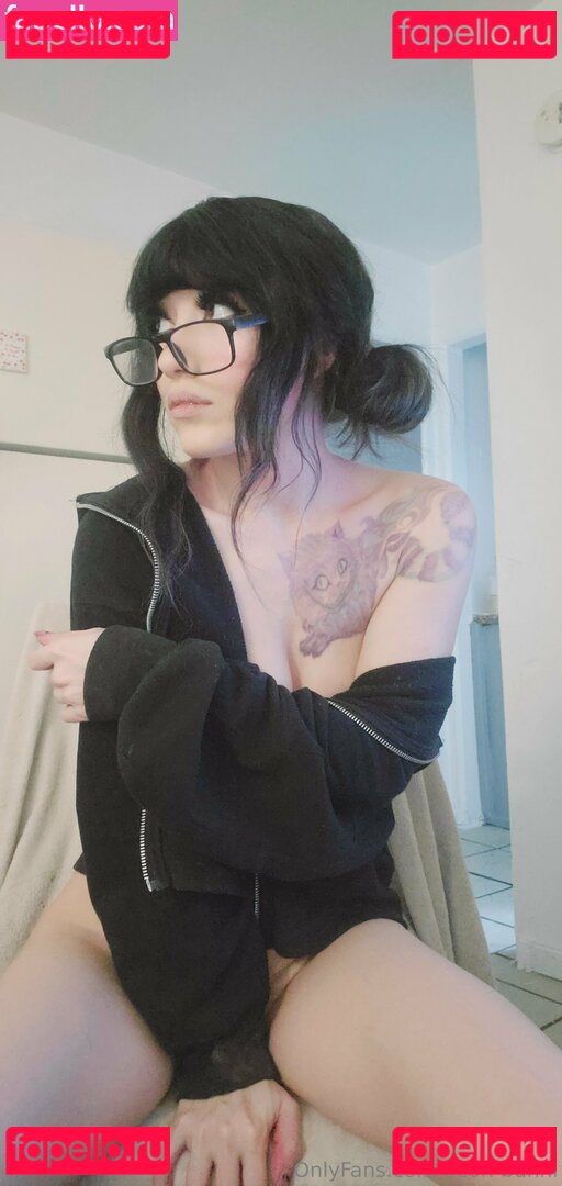 neon-bunni Nude Onlyfans Photo 15