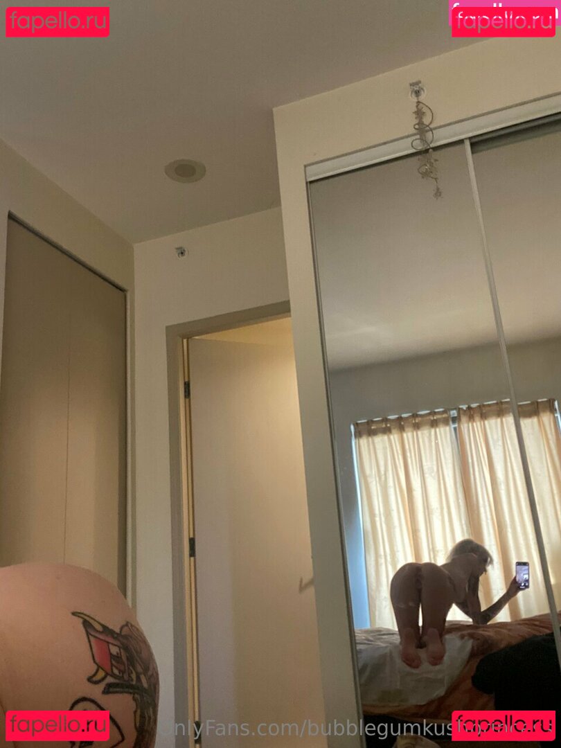 Bubblegumkushprincess Nude Onlyfans Photo 3