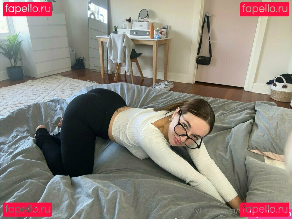 Sienna Romari Nude Onlyfans Photo 16