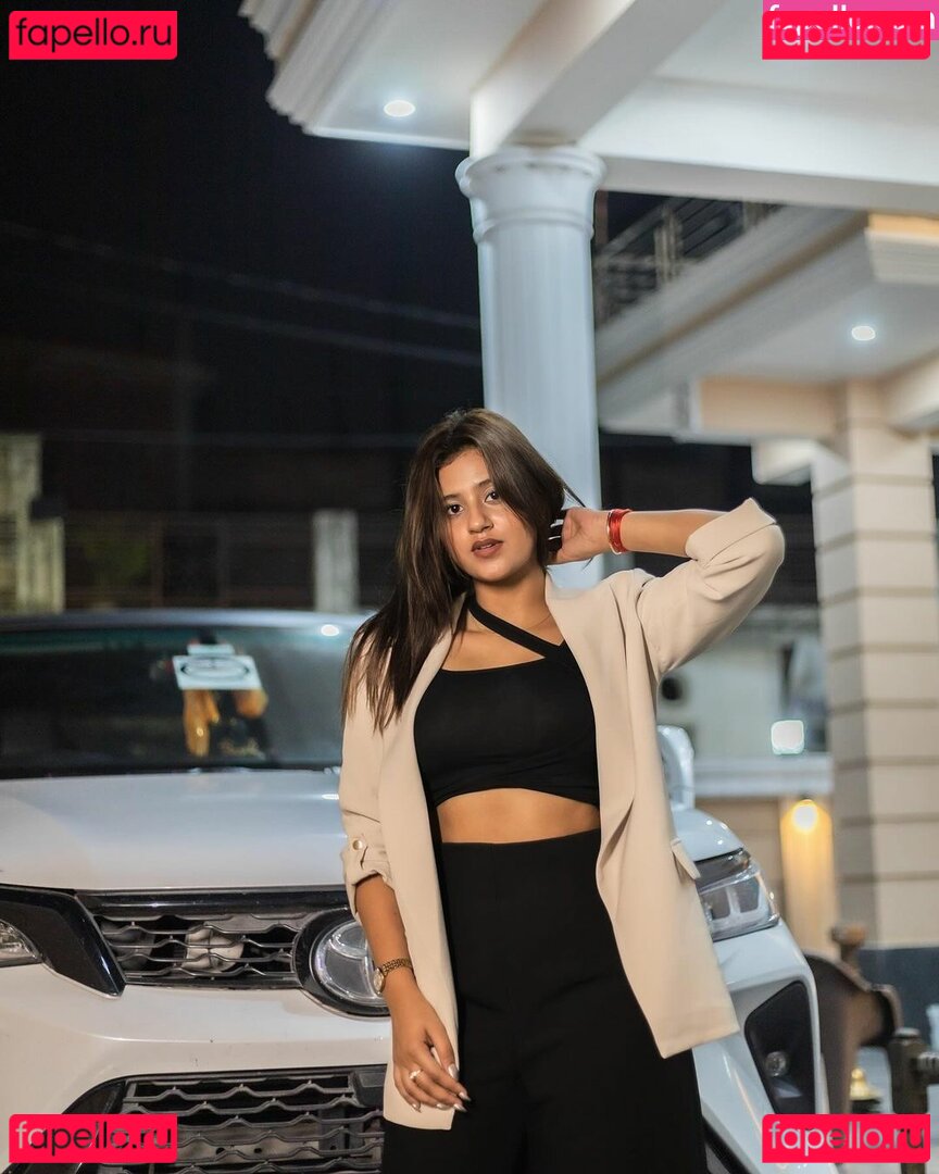 Anjali Arora Nude Onlyfans Photo 30