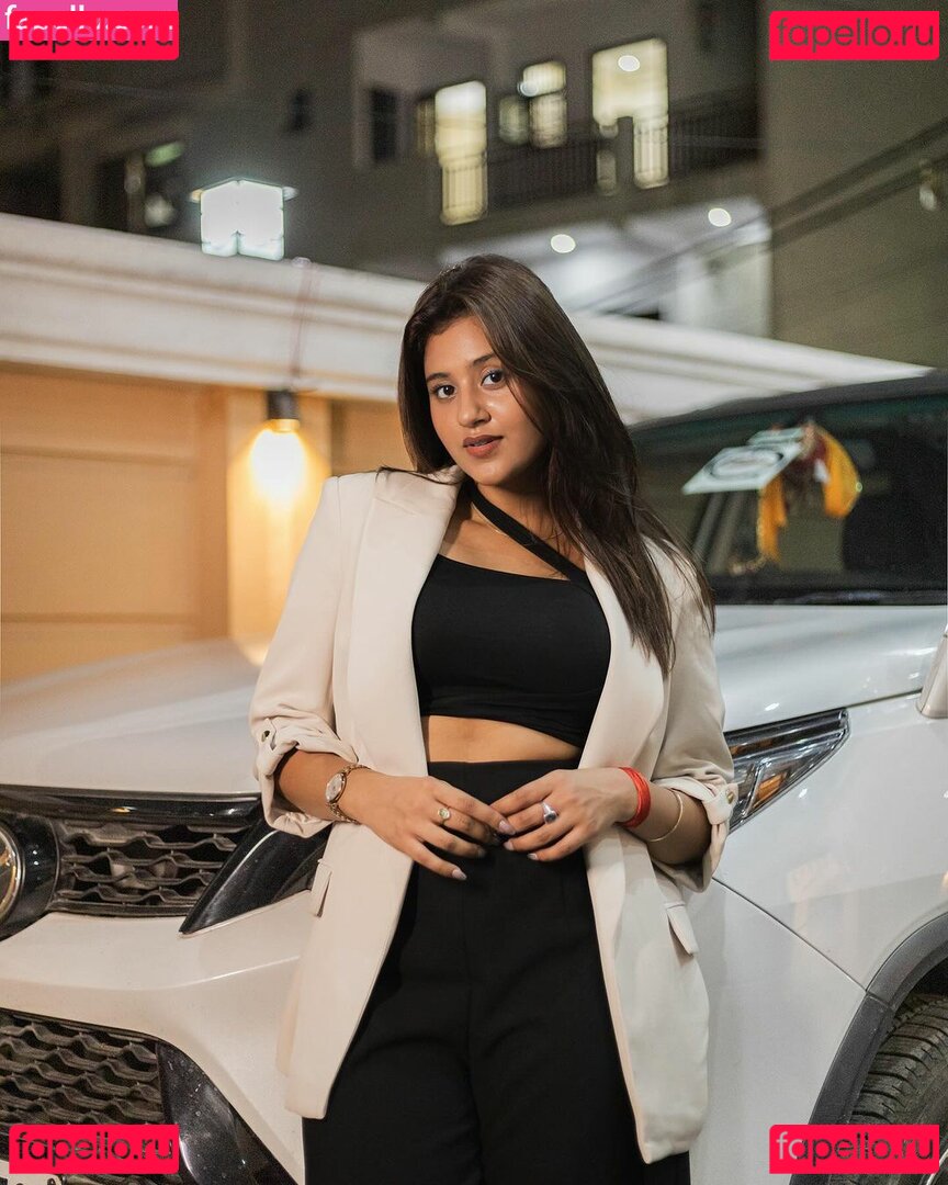 Anjali Arora Nude Onlyfans Photo 27