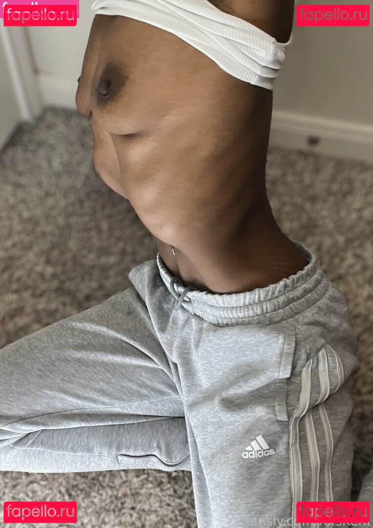 XxsKeKi Nude Onlyfans Photo 24