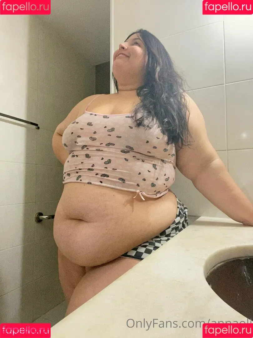 annaoli Onlyfans Photo Gallery 