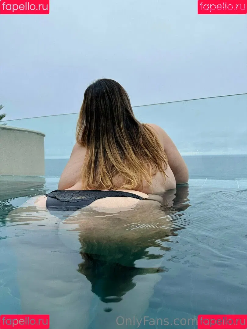 annaoli Onlyfans Photo Gallery 