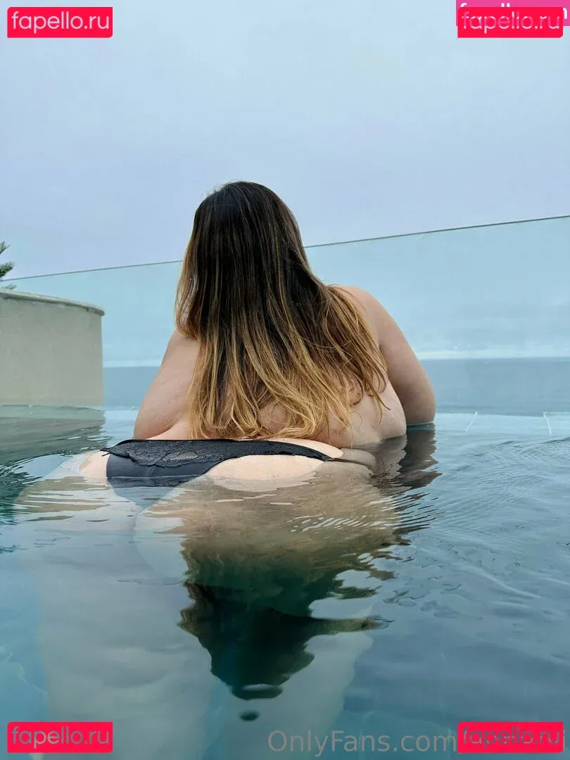 annaoli Onlyfans Photo Gallery 