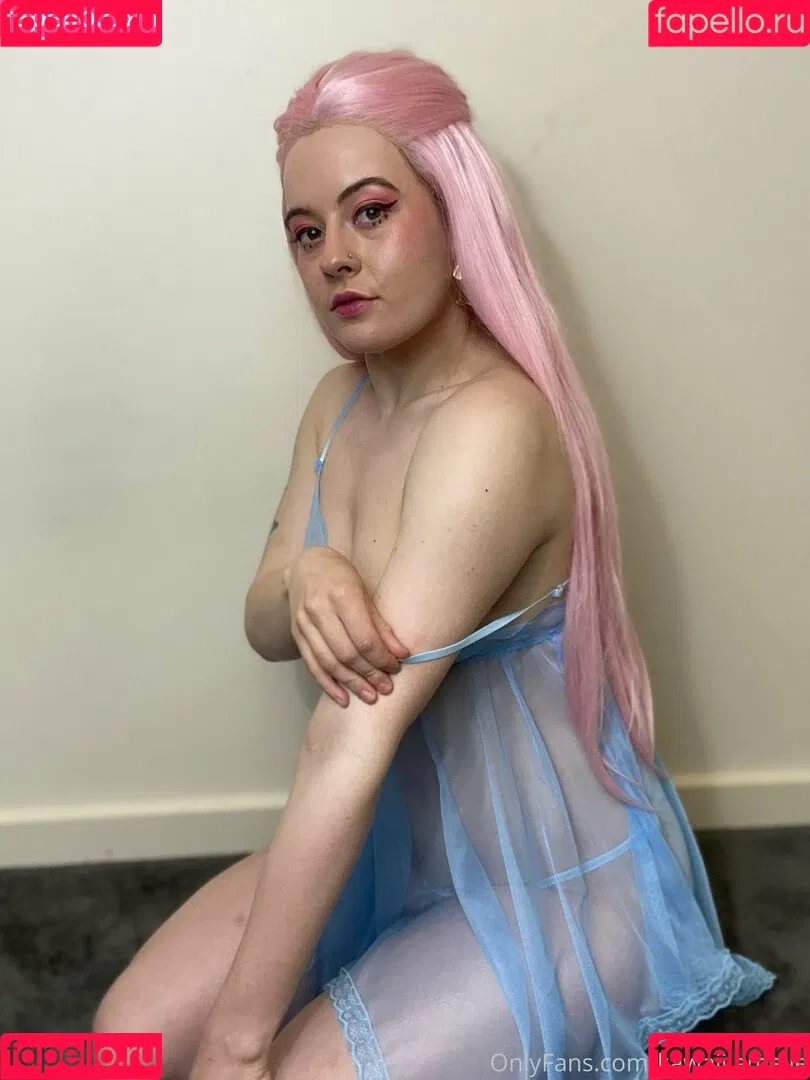 momocoloured Onlyfans Photo Gallery 