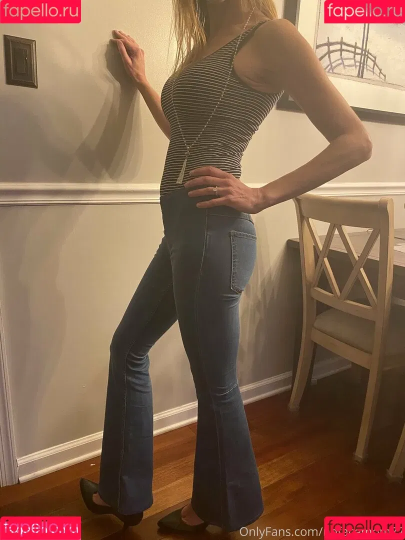 nofacemom77 Onlyfans Photo Gallery 