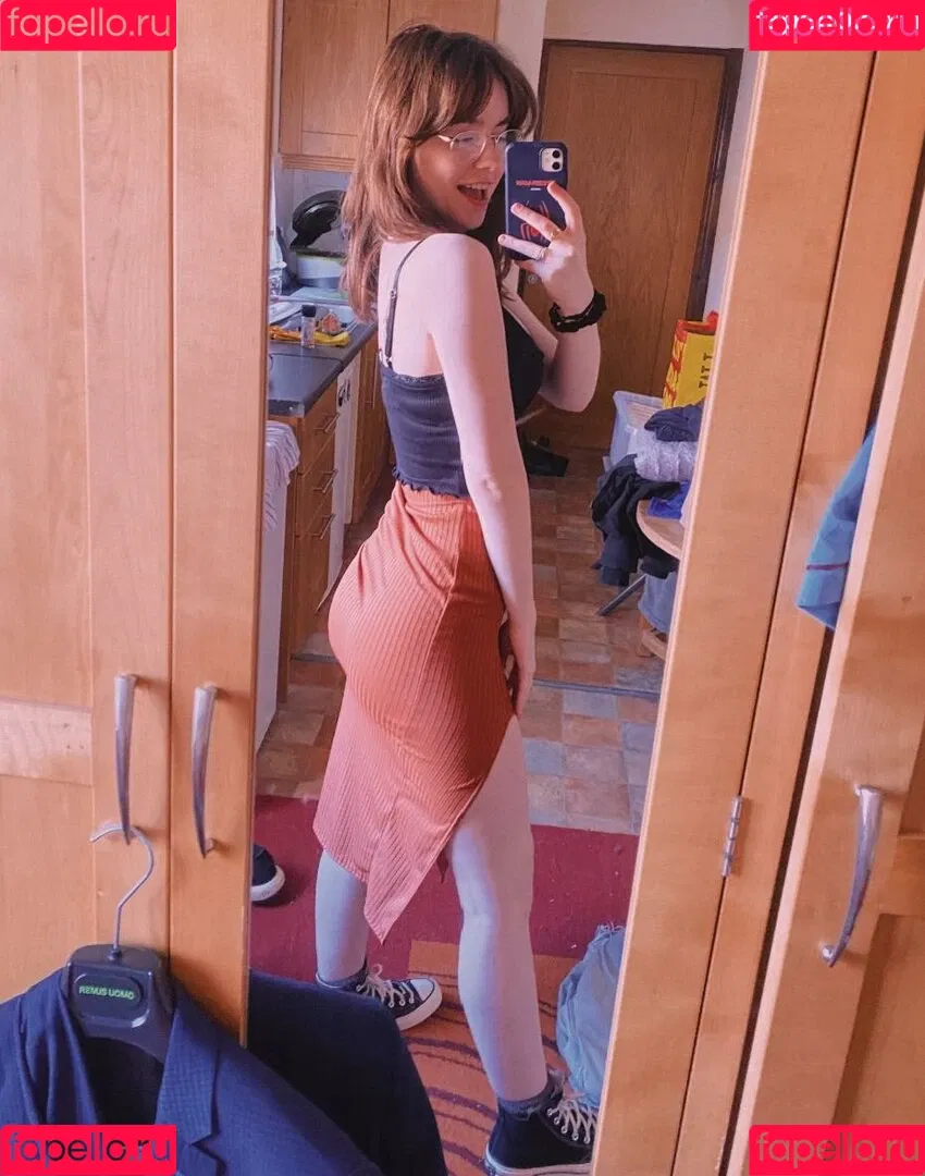Laura Anne Onlyfans Photo Gallery 