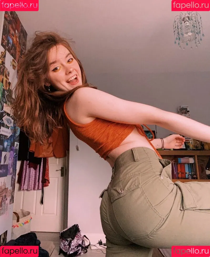 Laura Anne Onlyfans Photo Gallery 