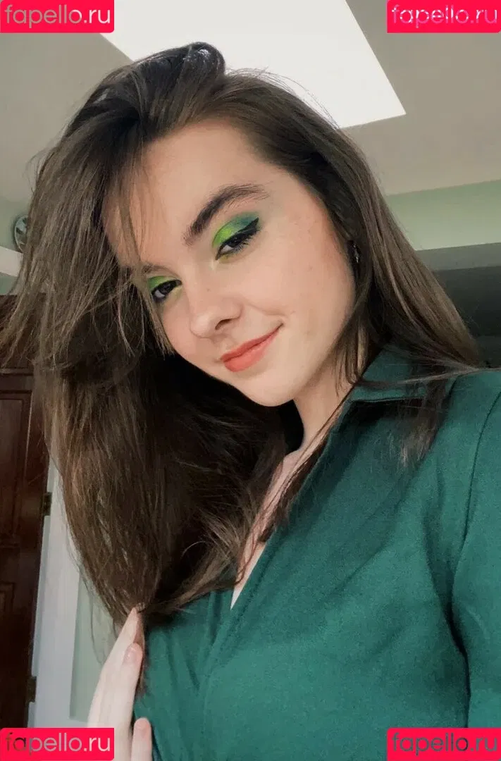 Laura Anne Onlyfans Photo Gallery 