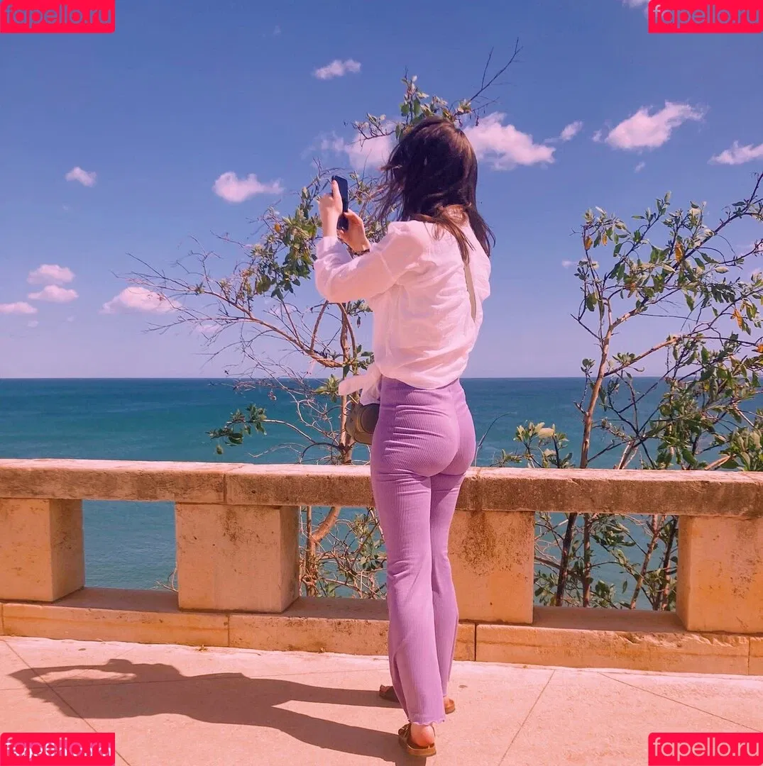 Laura Anne Onlyfans Photo Gallery 