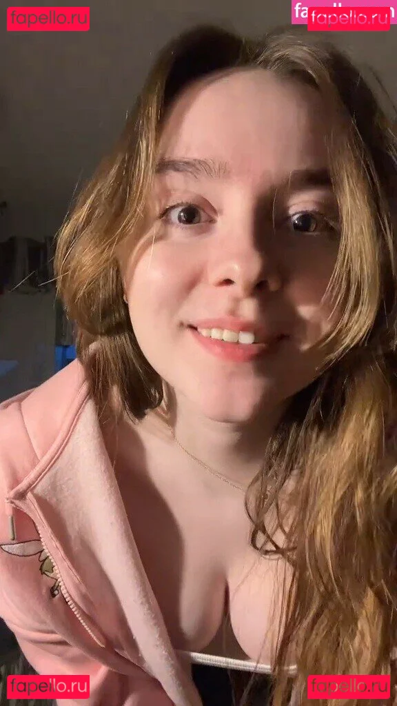 Laura Anne Onlyfans Photo Gallery 