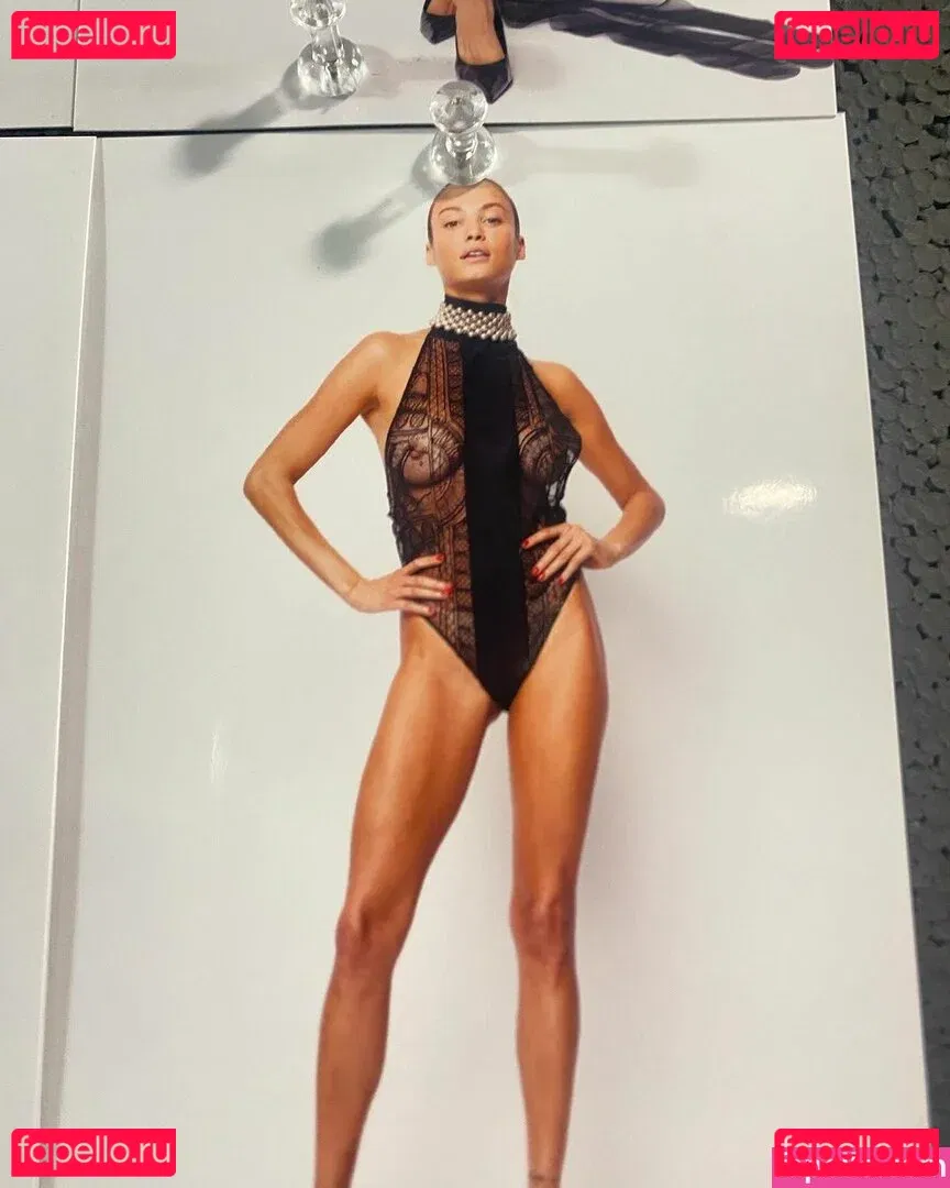 Rose Bertram Model Onlyfans Photo Gallery 