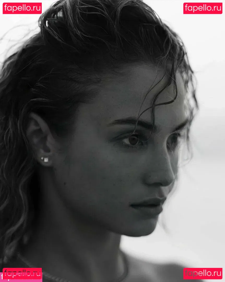 Rose Bertram Model Onlyfans Photo Gallery 