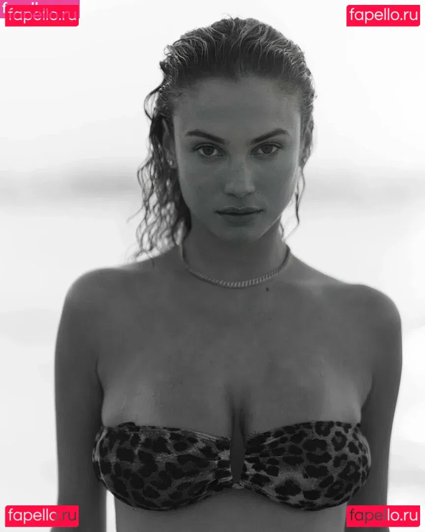 Rose Bertram Model Onlyfans Photo Gallery 