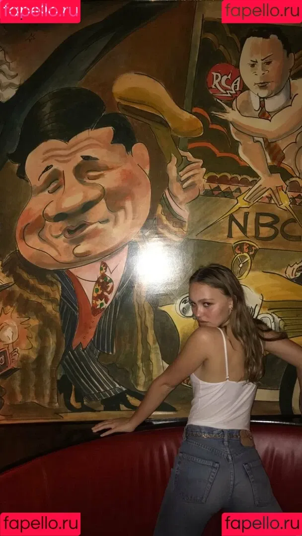 Lilly Rose Depp Onlyfans Photo Gallery 