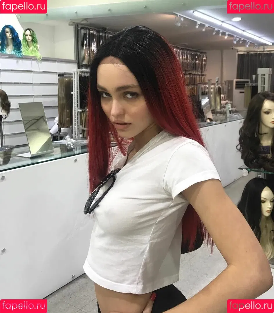 Lilly Rose Depp Onlyfans Photo Gallery 