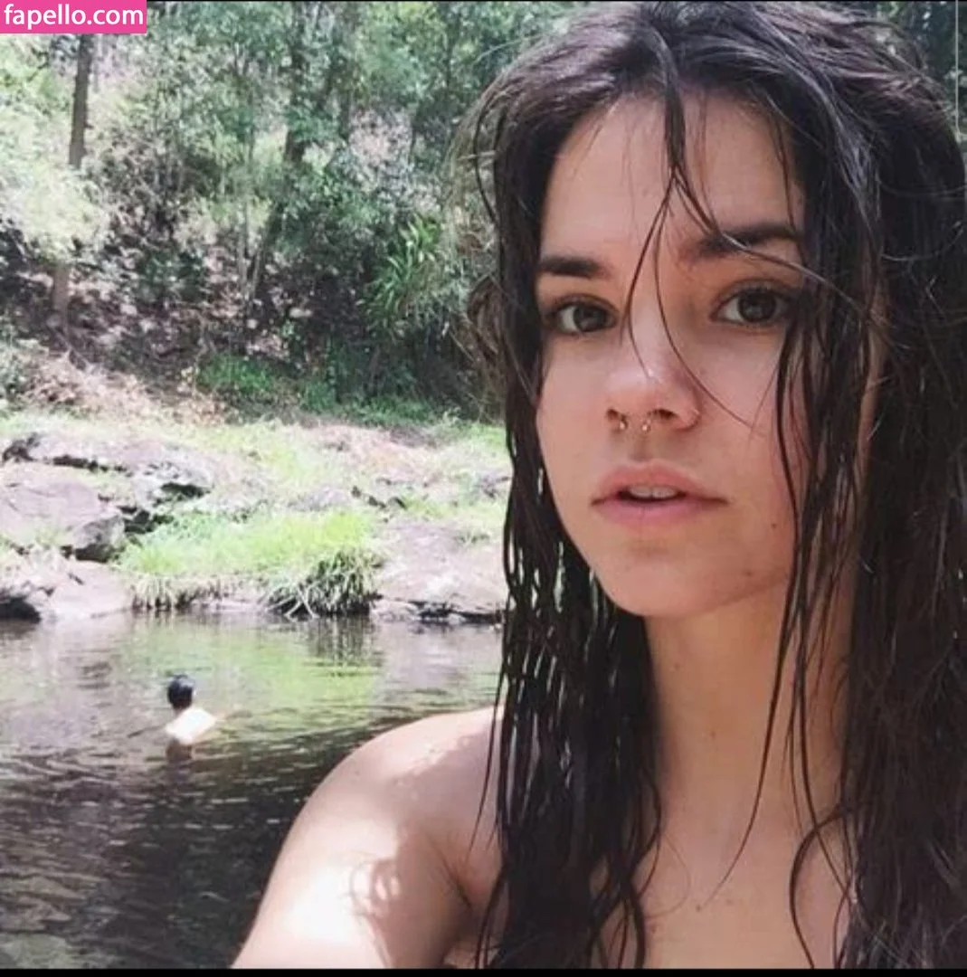 Maia Mitchell Onlyfans Photo Gallery 