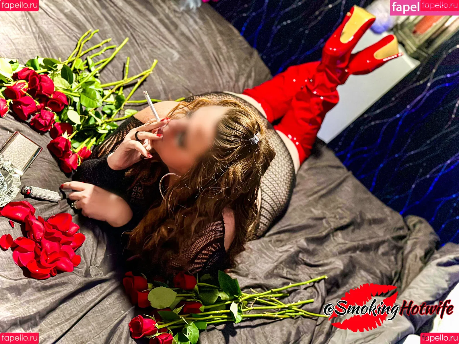 smokinghotwife Onlyfans Photo Gallery 