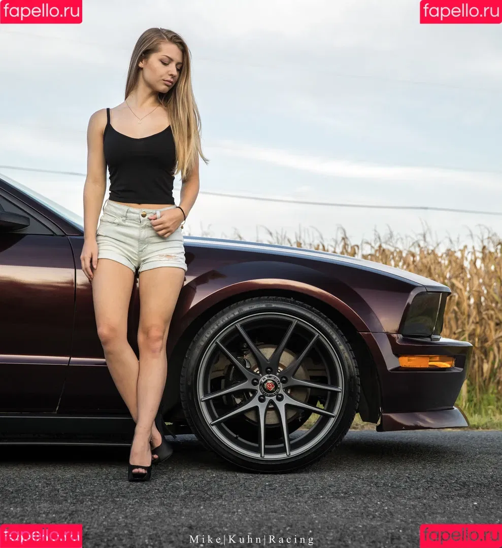 Marris Gulledge Onlyfans Photo Gallery 
