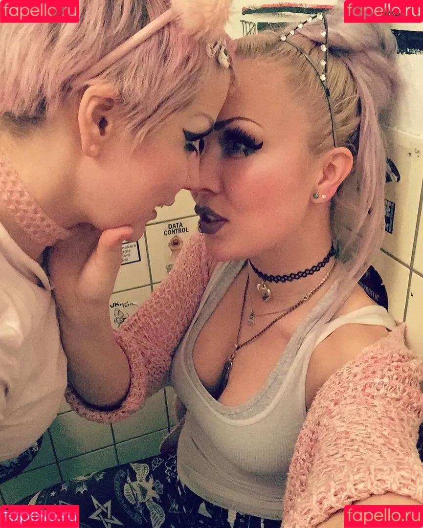 My Little Vronie Onlyfans Photo Gallery 