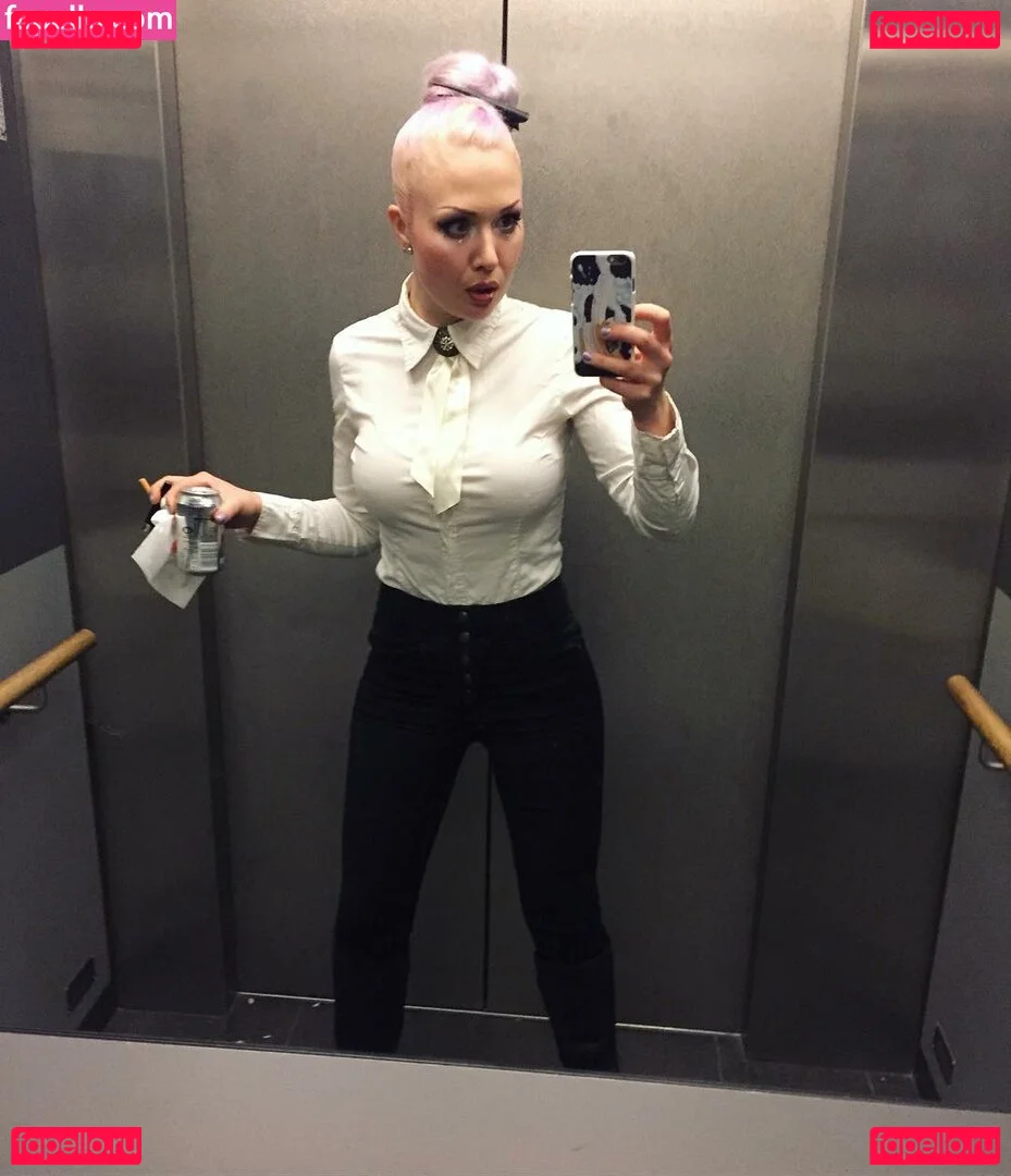 My Little Vronie Onlyfans Photo Gallery 