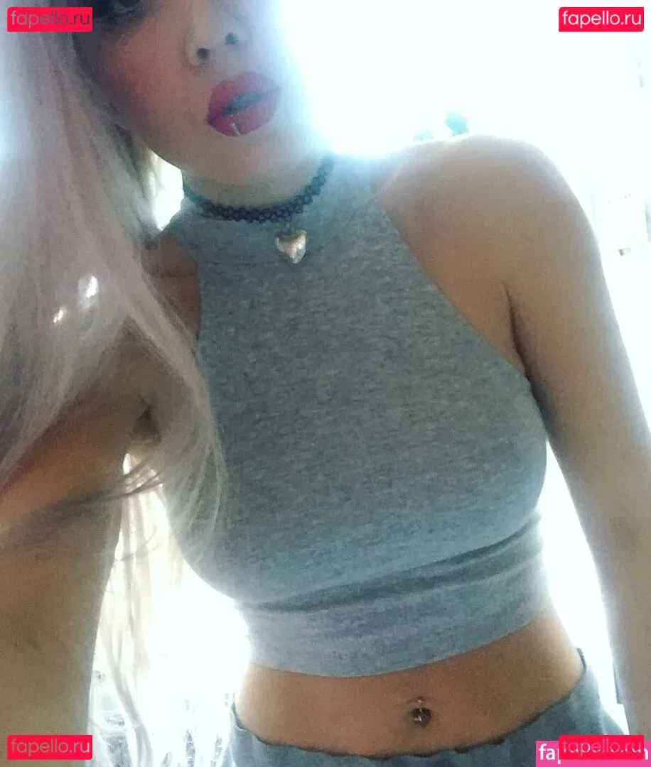 My Little Vronie Onlyfans Photo Gallery 