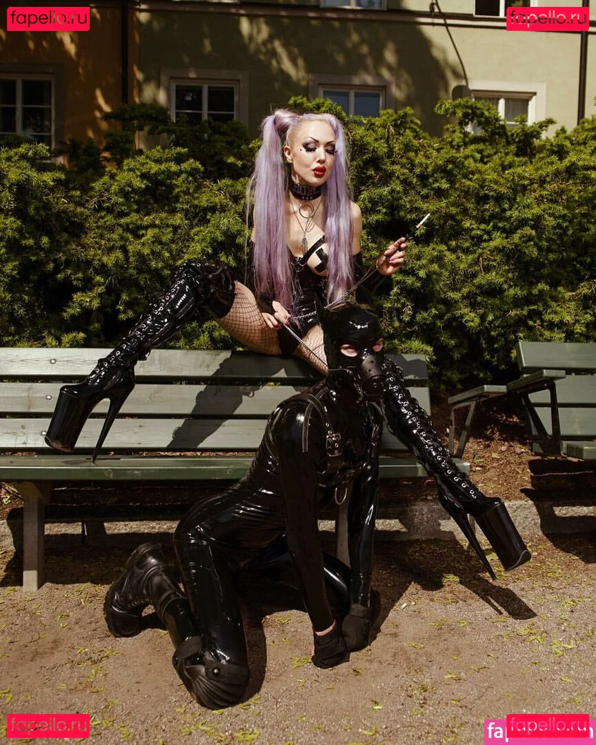 My Little Vronie Onlyfans Photo Gallery 