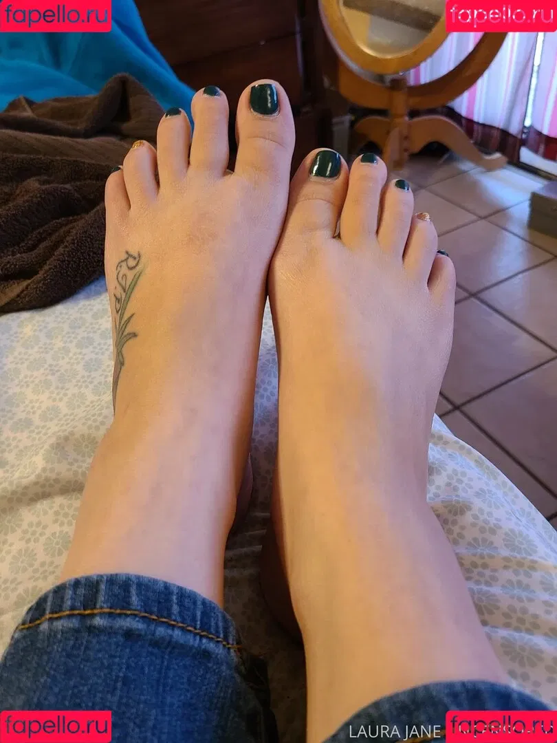 laurajaneuncensored Onlyfans Photo Gallery 
