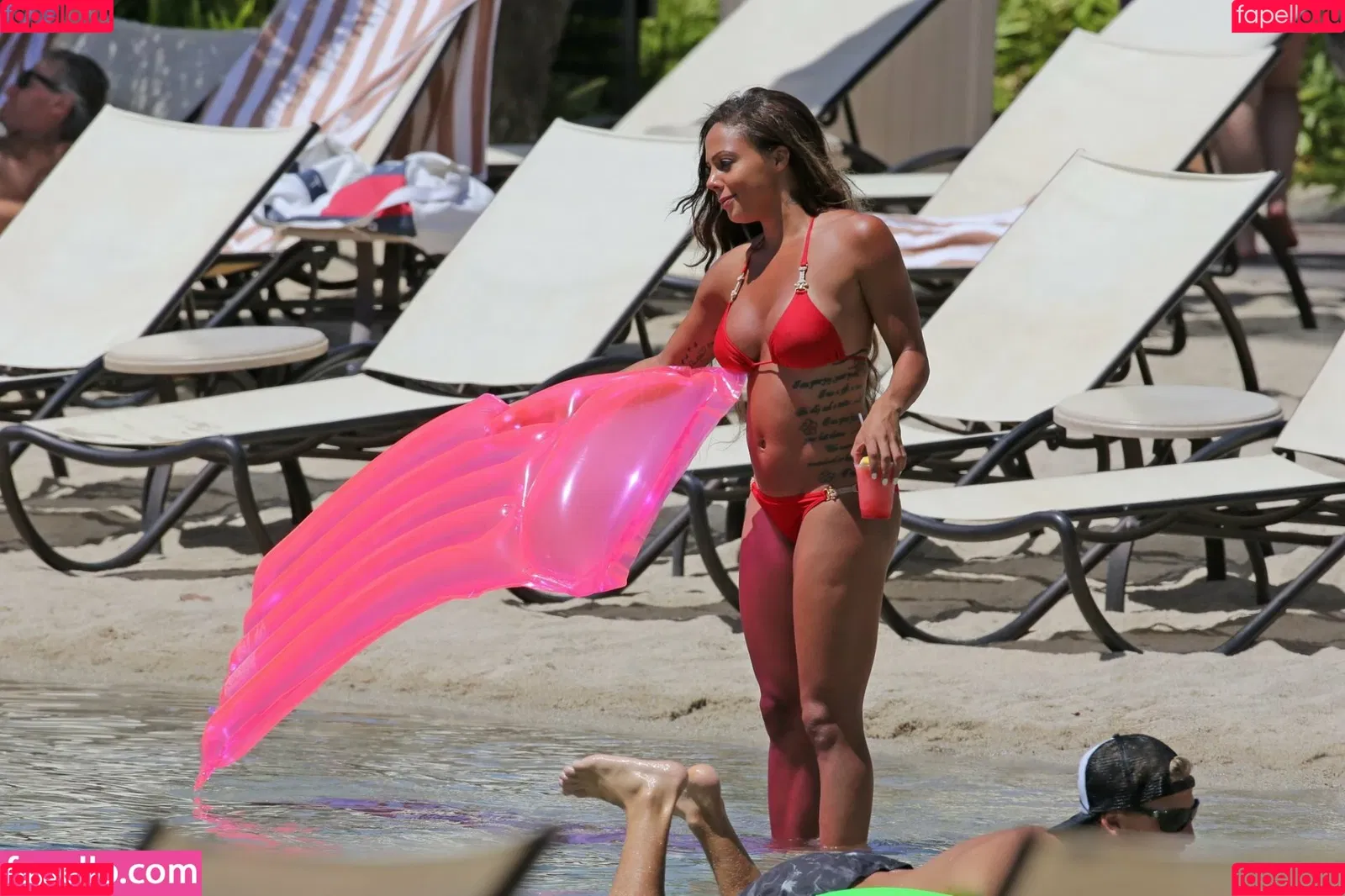 Sydney Leroux Onlyfans Photo Gallery 