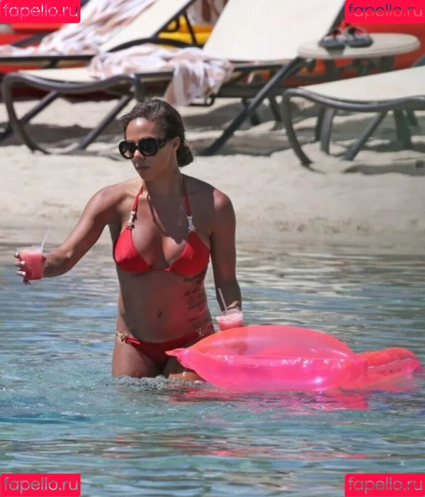 Sydney Leroux Onlyfans Photo Gallery 