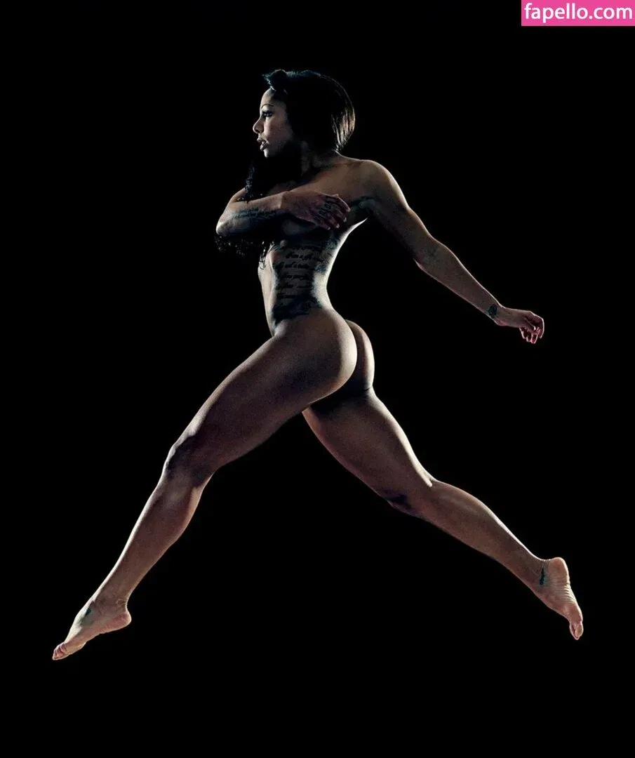 Sydney Leroux Onlyfans Photo Gallery 