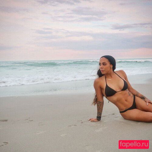 Sydney Leroux Nude Onlyfans Photo 5