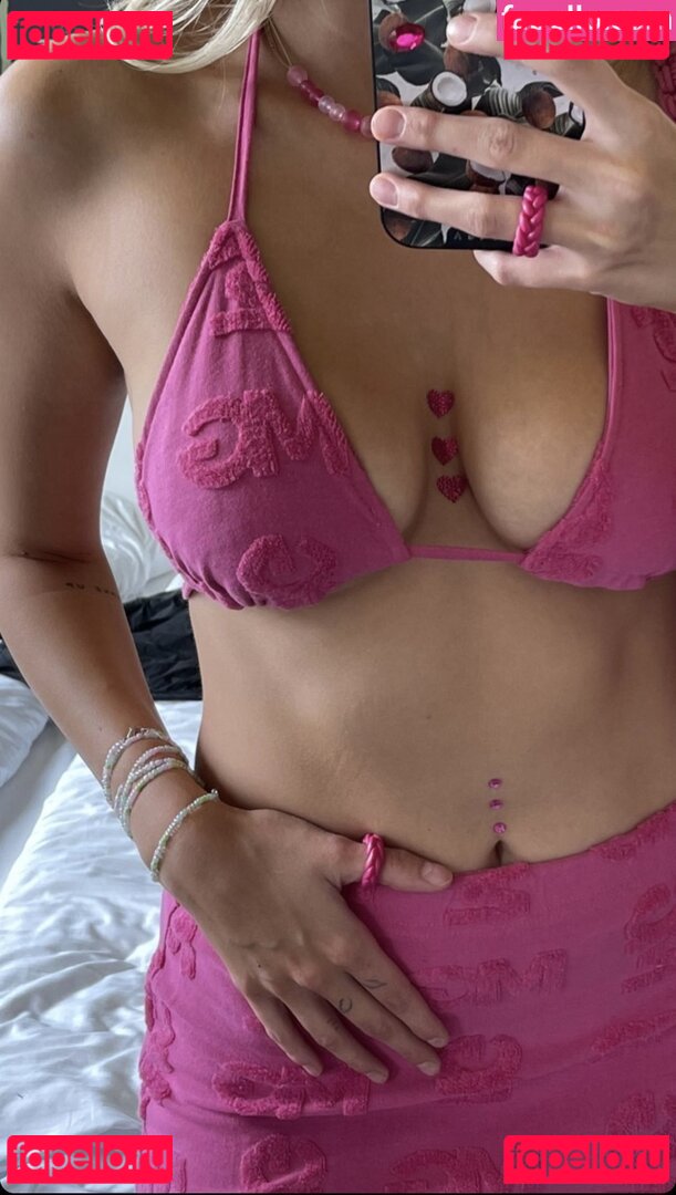Larissa Neumann Nude Onlyfans Photo 19