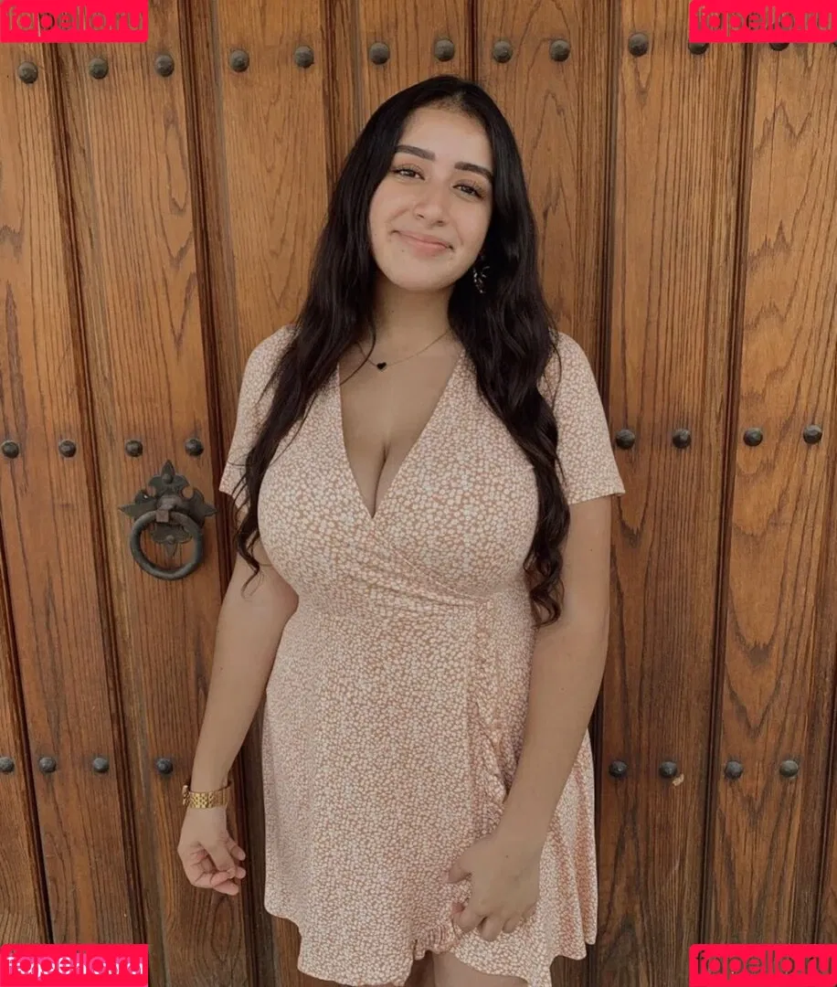 baelib Onlyfans Photo Gallery 
