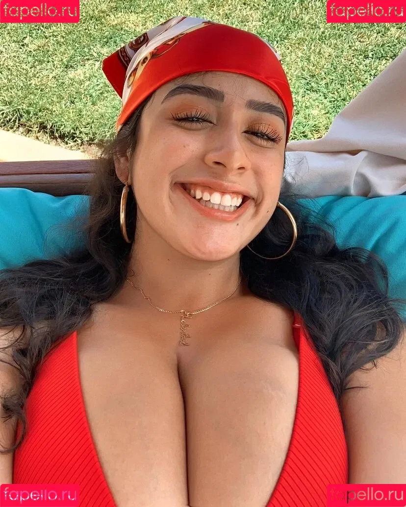 baelib Onlyfans Photo Gallery 