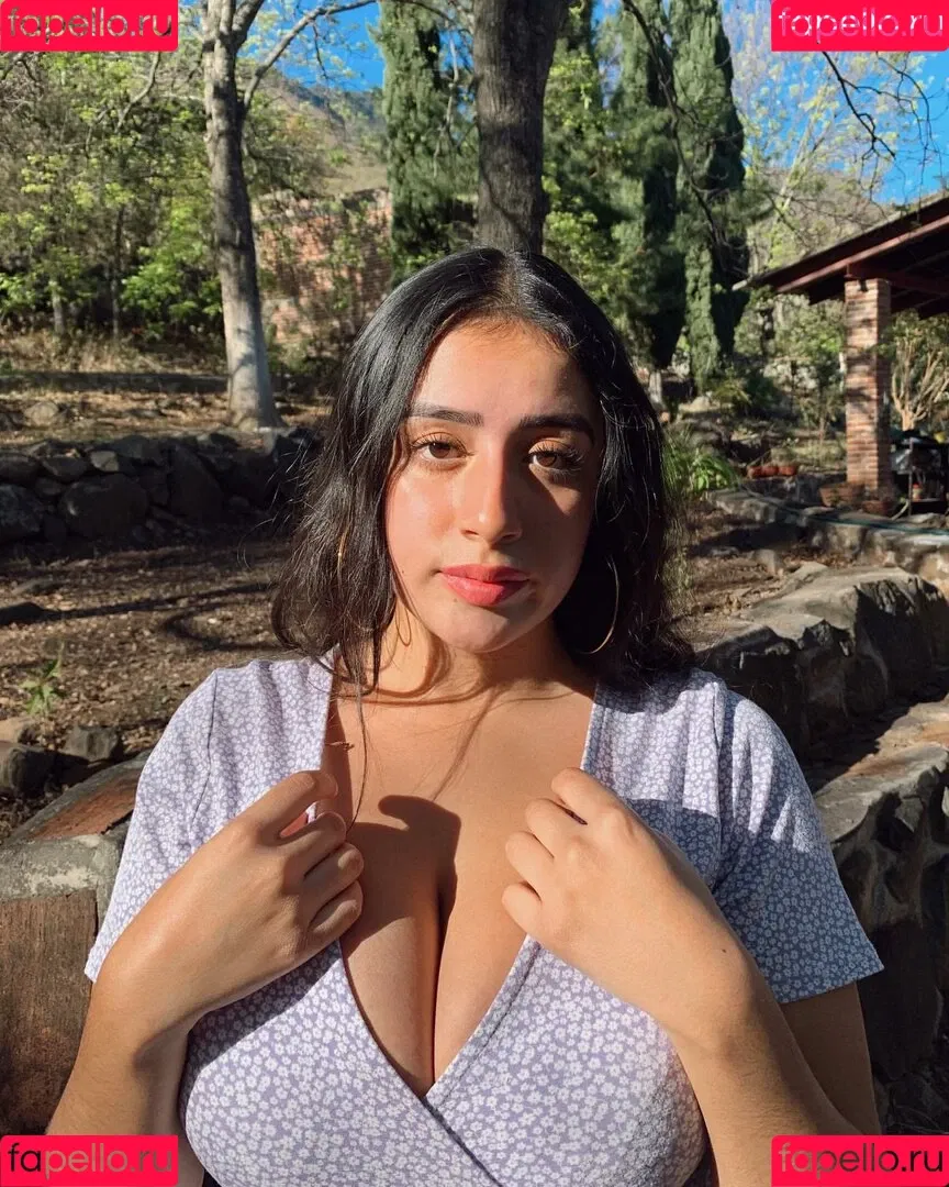 baelib Onlyfans Photo Gallery 