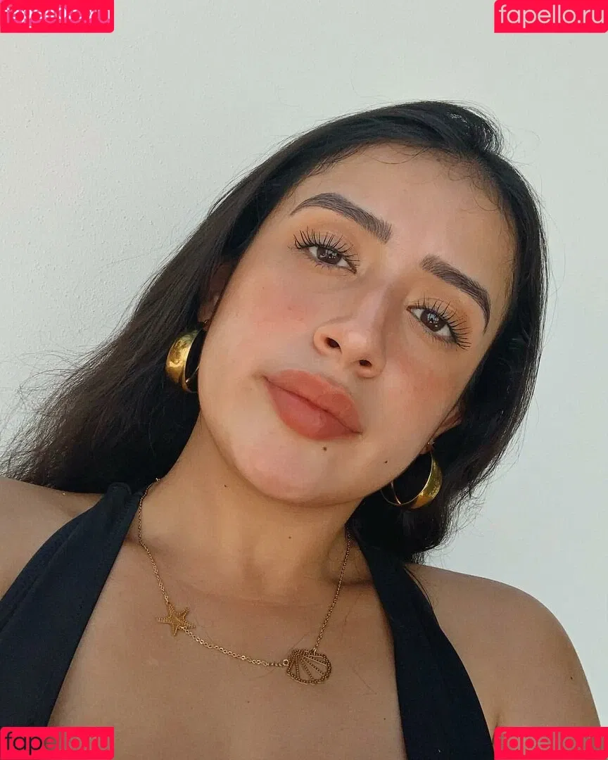 baelib Onlyfans Photo Gallery 