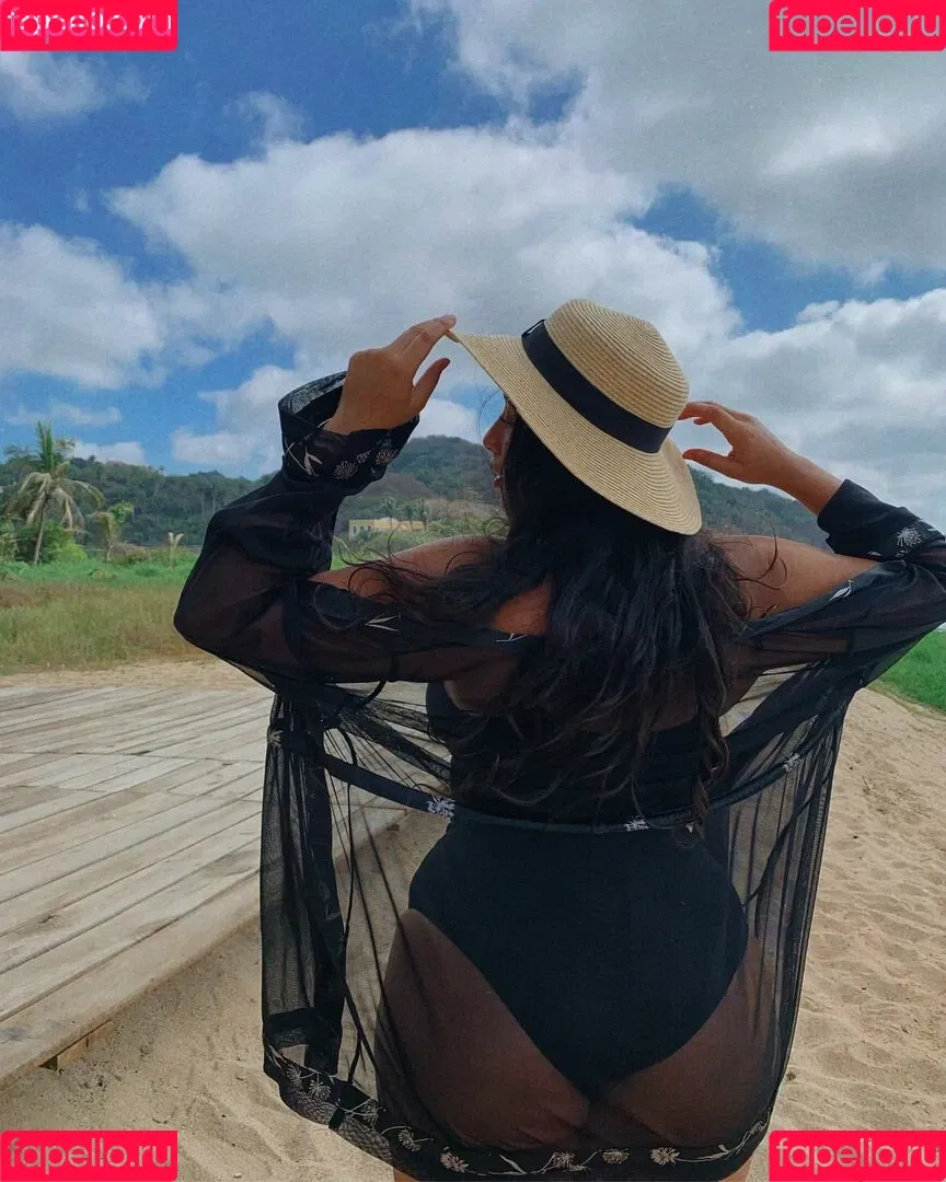 baelib Onlyfans Photo Gallery 