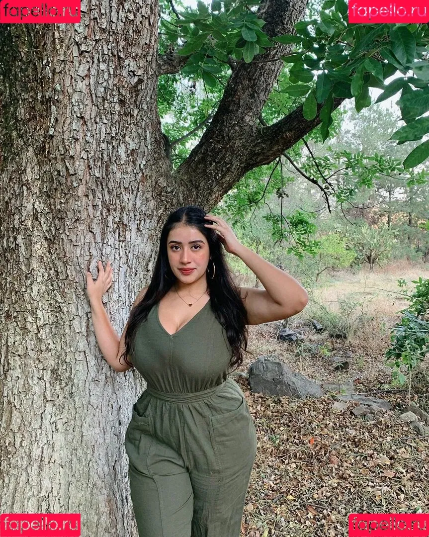 baelib Onlyfans Photo Gallery 