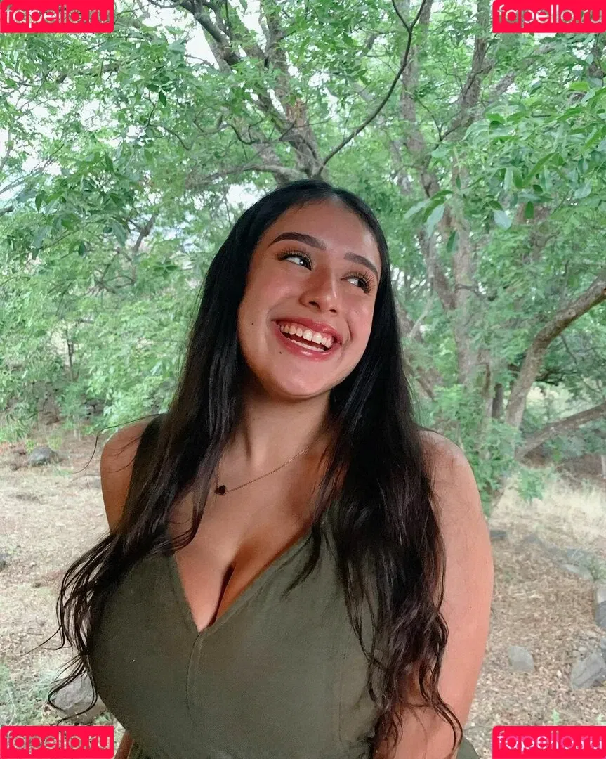 baelib Onlyfans Photo Gallery 