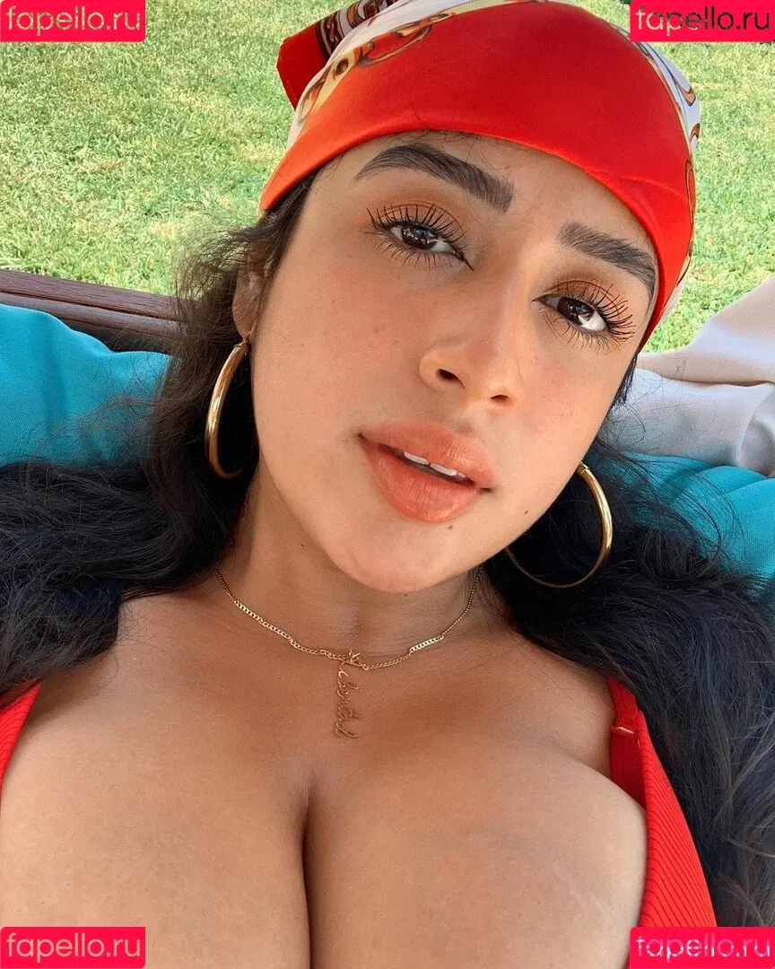 baelib Onlyfans Photo Gallery 