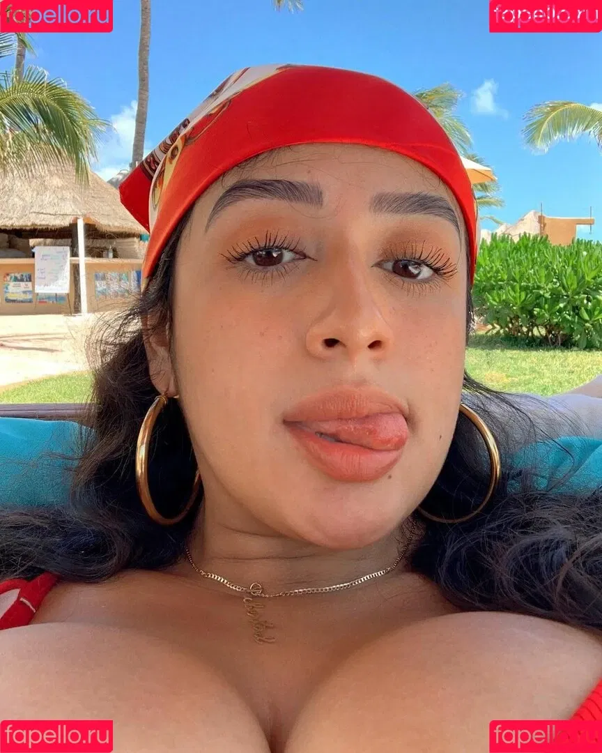 baelib Onlyfans Photo Gallery 