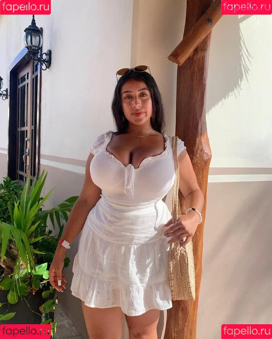 baelib Onlyfans Photo Gallery 