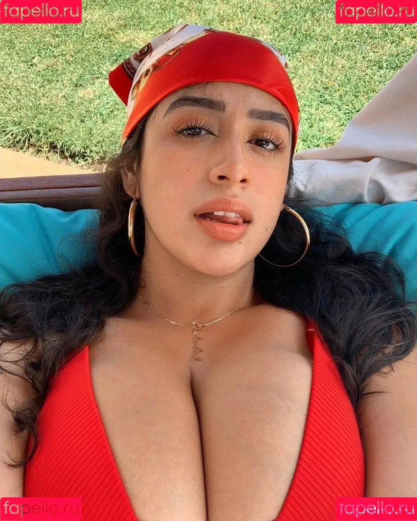 baelib Onlyfans Photo Gallery 